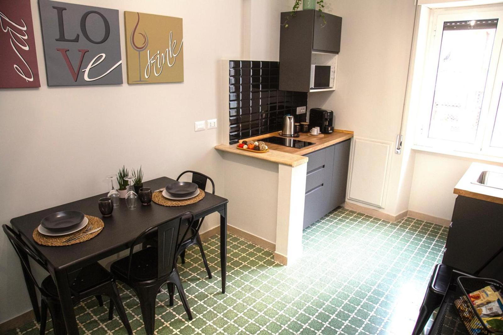 רומא Bright Apartment Near San Pietro מראה חיצוני תמונה