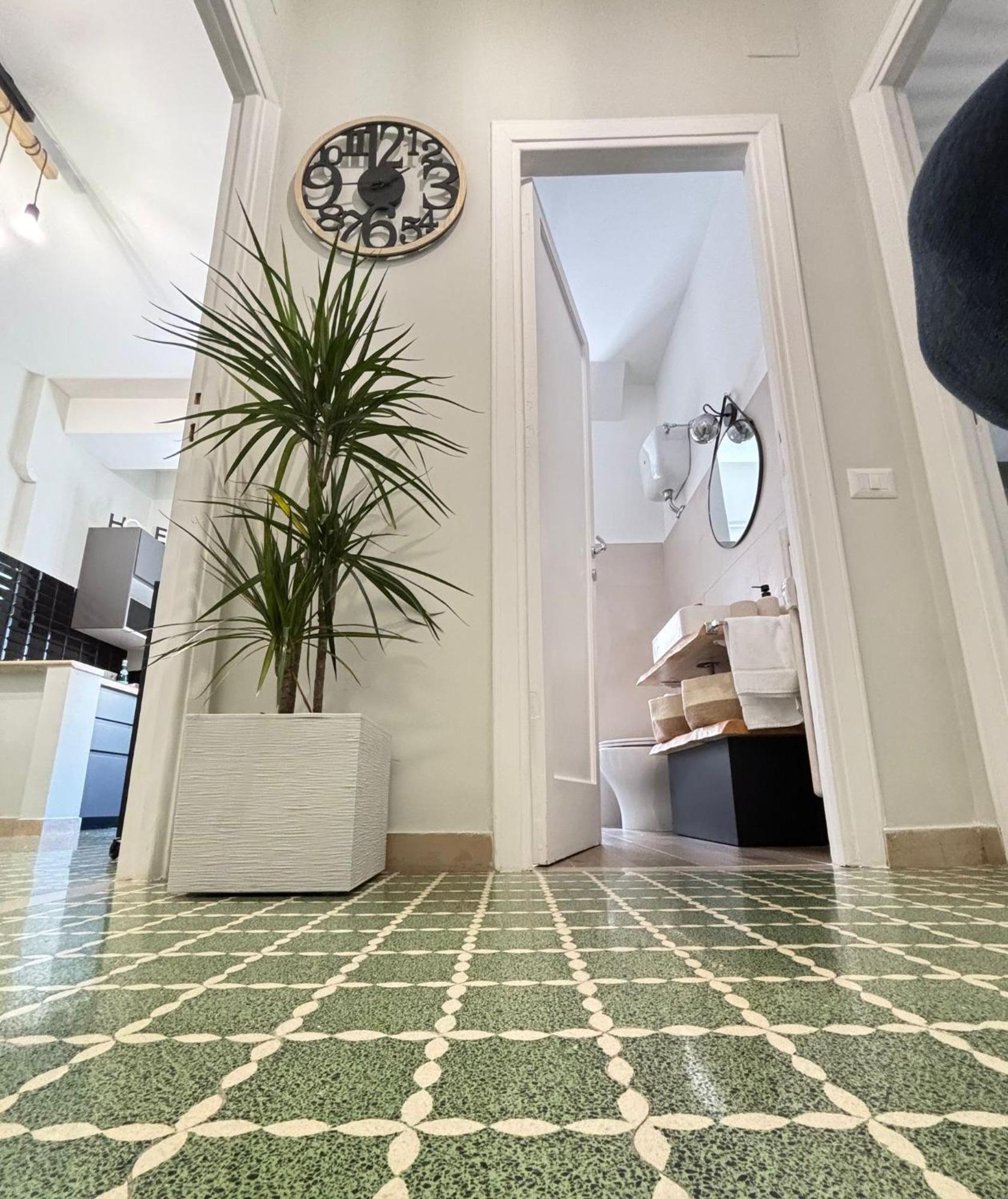 רומא Bright Apartment Near San Pietro מראה חיצוני תמונה