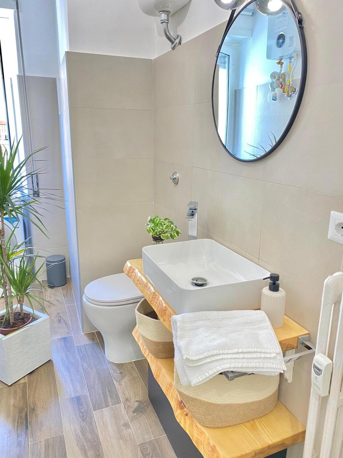 רומא Bright Apartment Near San Pietro מראה חיצוני תמונה